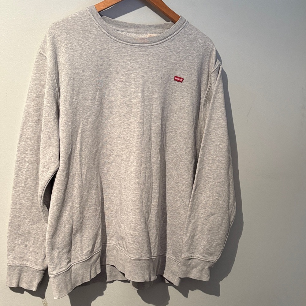 Levi's Heather Gray Women's Sweatshirt - Picture 1 of 6